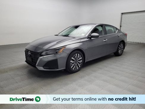 Used 2024 Nissan Altima 2.5 SV w/ SV Premium Package image 1