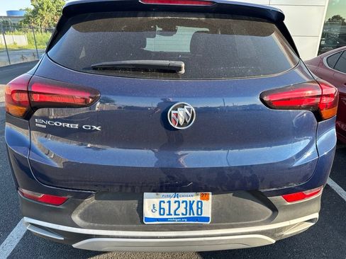Used 2023 Buick Encore GX Preferred w/ Cold Weather Comfort Package AWD/4WD image 7