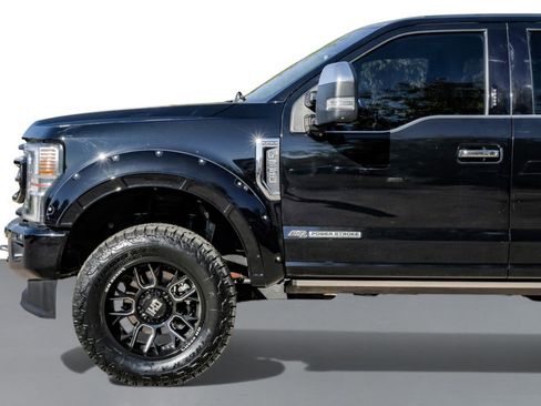 Used 2020 Ford F250 Platinum w/ FX4 Off-Road Package image 10