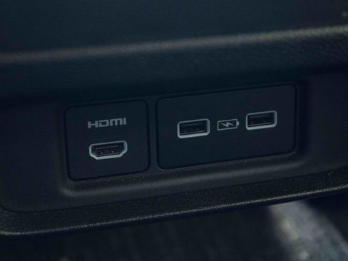 Used 2023 Honda Odyssey Touring image 44