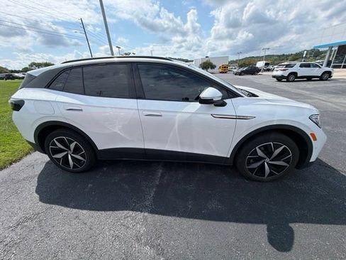 Used 2023 Volkswagen ID.4 Pro S AWD/4WD image 9