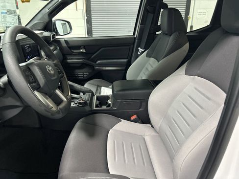 New 2024 Toyota Tacoma TRD Off-Road image 12