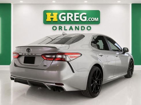 Used 2021 Toyota Camry SE FWD image 6