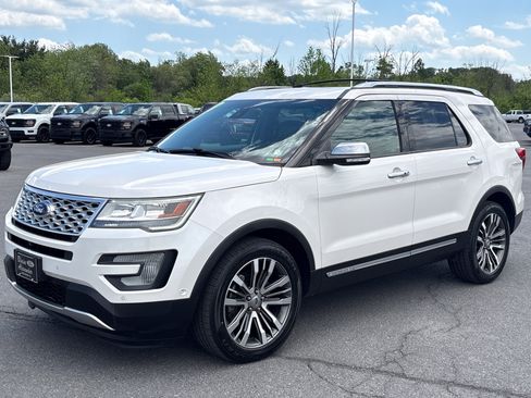 Used 2017 Ford Explorer Platinum AWD/4WD image 7
