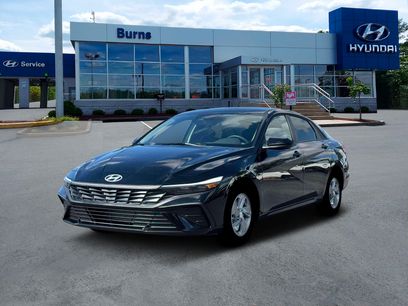 New 2026 Hyundai Elantra SE