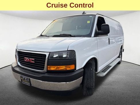 Used 2024 GMC Savana 2500 w/ Driver Convenience Package image 5