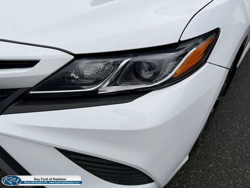 Used 2020 Toyota Camry SE image 33