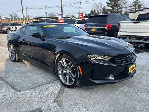 Used 2020 Chevrolet Camaro LT w/ RS Package image 4