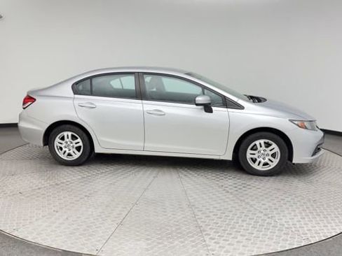 Used 2015 Honda Civic LX image 9