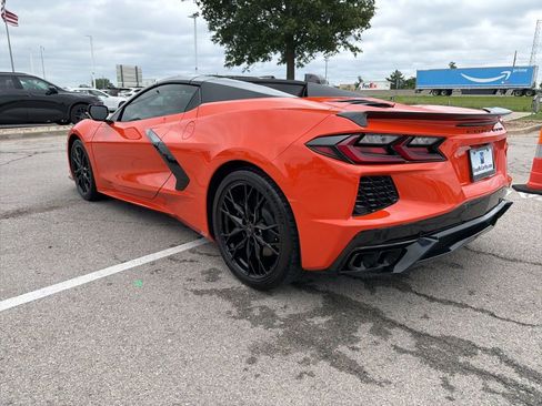 Used 2025 Chevrolet Corvette Stingray Convertible w/ Battery Protection Package RWD image 6