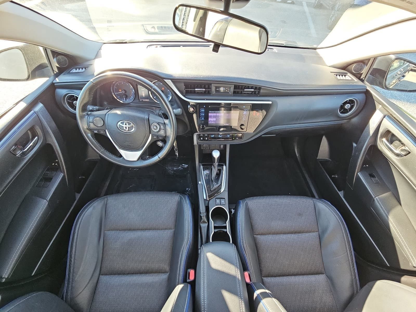 Used 2019 Toyota Corolla SE FWD image 11