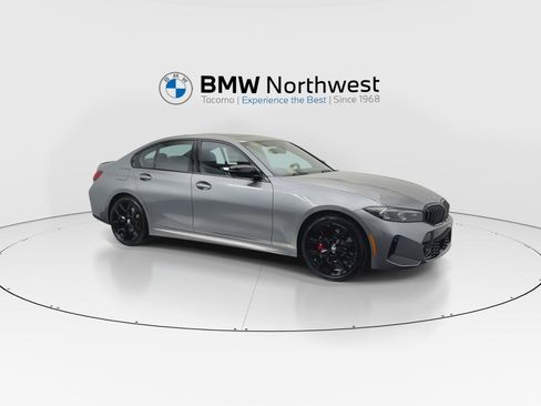 New 2026 BMW 330i xDrive Sedan w/ M Sport Package AWD/4WD image 6
