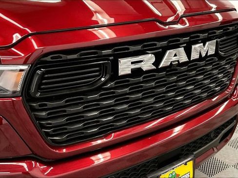 Used 2025 RAM 1500 Big Horn AWD/4WD image 33