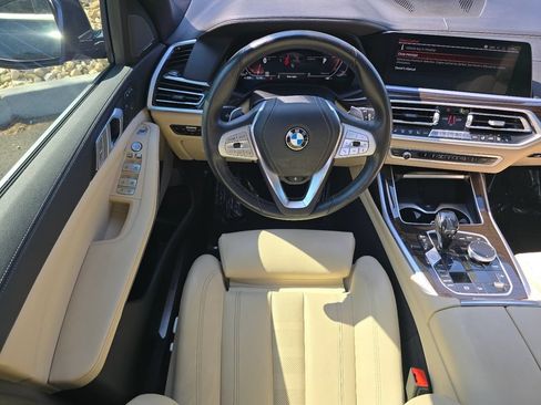 Used 2021 BMW X7 xDrive40i w/ Premium Package AWD/4WD image 17