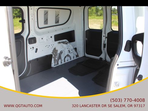 Used 2016 RAM ProMaster City Tradesman SLT w/ Rear Back-up Camera Group FWD image 11