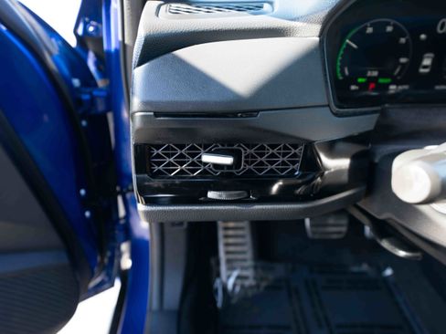 Used 2023 Honda Accord Sport image 11