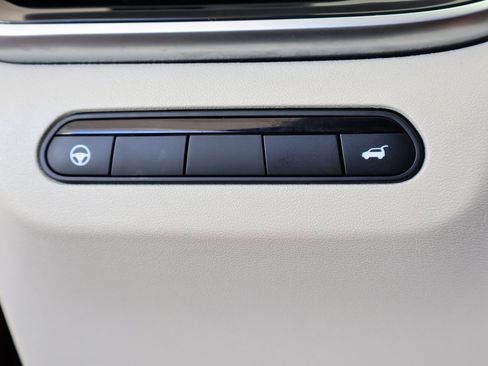 Used 2023 INFINITI QX60 Sensory w/ Cargo Package image 23