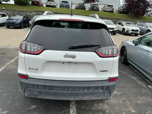Used 2019 Jeep Cherokee Latitude w/ Popular Appearance Group AWD/4WD image 7
