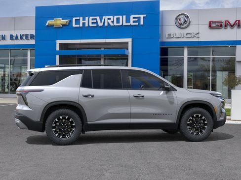 New 2026 Chevrolet Traverse Z71 w/ Enhanced Driving Package image 5