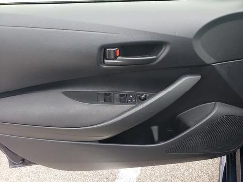 Used 2024 Toyota Corolla LE FWD image 10