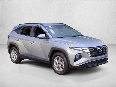 Used 2024 Hyundai Tucson SEL FWD image 3