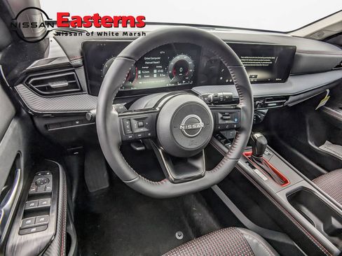 New 2026 Nissan Kicks SR w/ Cold Weather Package AWD/4WD image 11