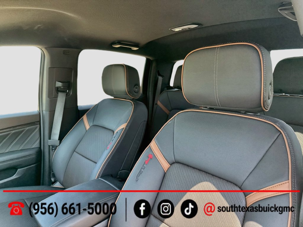 Used 2026 GMC Canyon AT4 w/ AT4 Premium Package AWD/4WD image 13