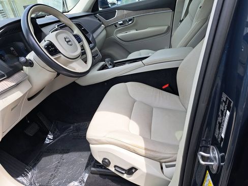 Used 2023 Volvo XC90 B6 Core w/ Climate Package AWD/4WD image 24