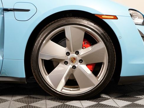 Used 2020 Porsche Taycan 4S AWD/4WD image 16