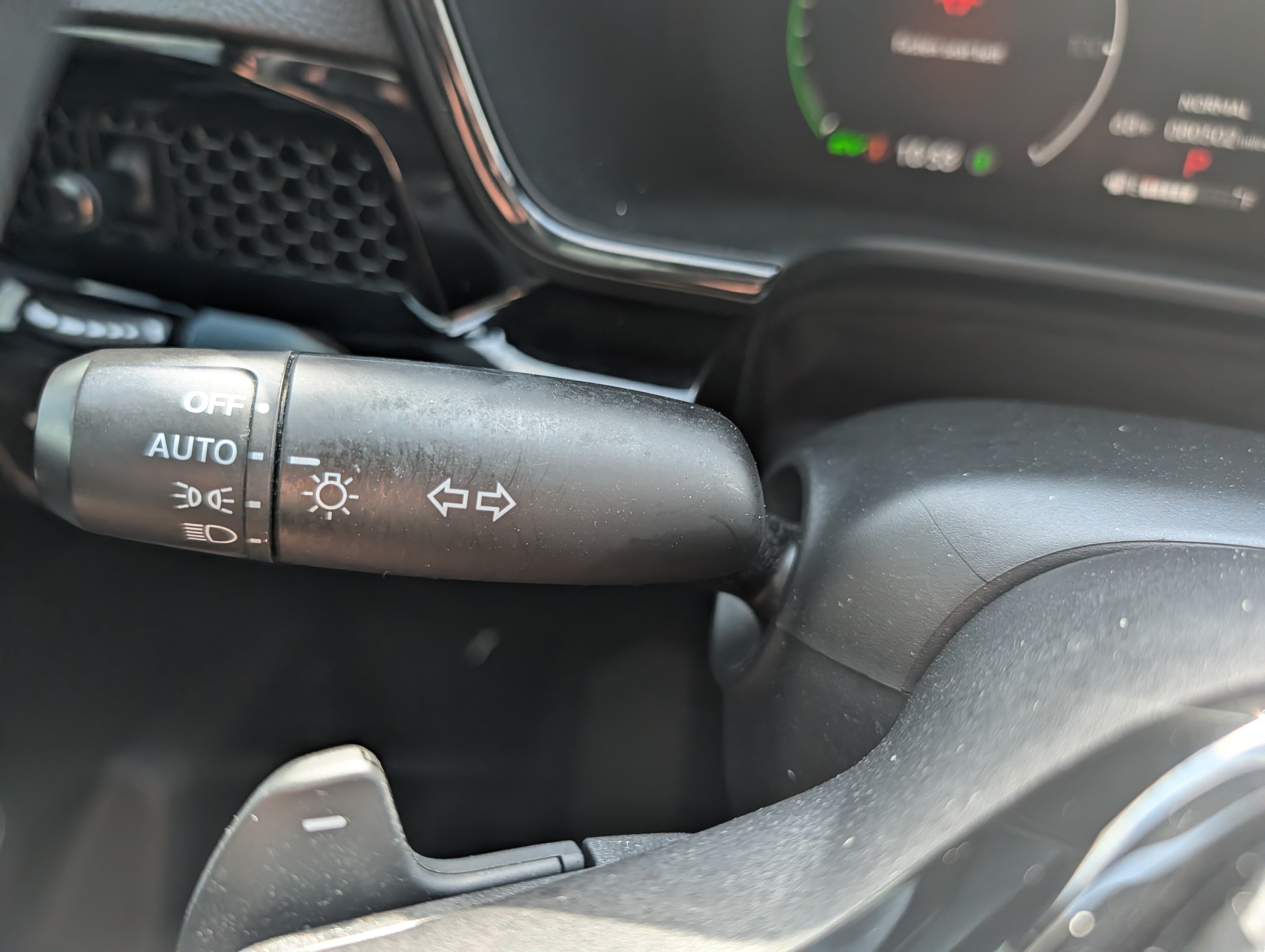 Used 2025 Honda CR-V Sport Touring image 28