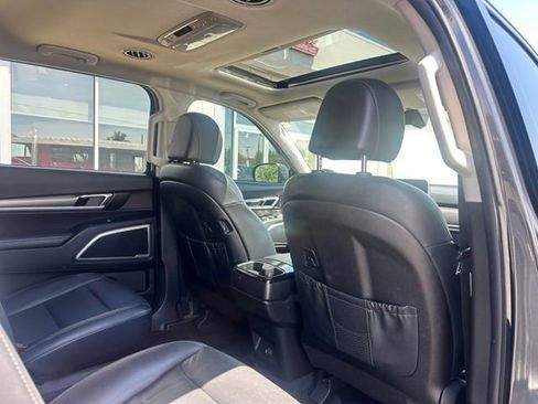 Used 2022 Kia Telluride S AWD/4WD image 13