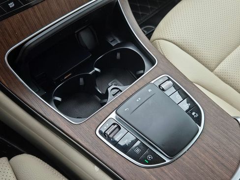 Used 2022 Mercedes-Benz GLC 300 4MATIC image 21