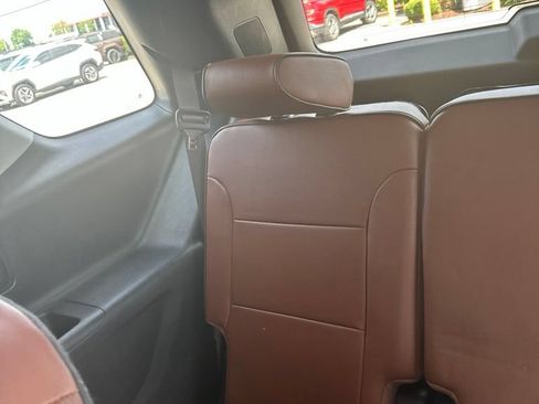 Used 2020 Chevrolet Traverse High Country w/ LPO, Floor Liner Package AWD/4WD image 28