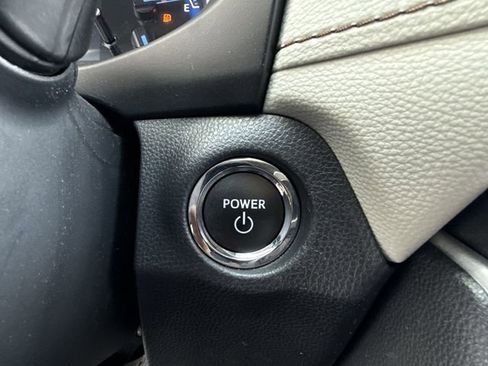 Used 2023 Toyota RAV4 XLE Premium image 24