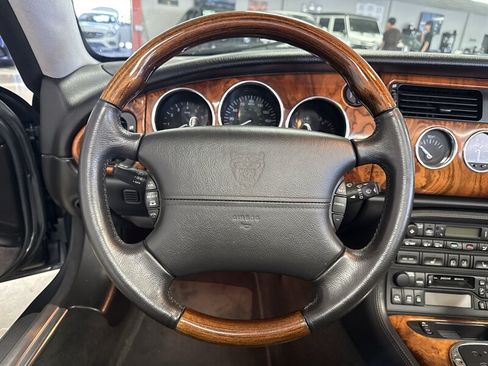 Used 2006 Jaguar XK8 Convertible RWD image 27
