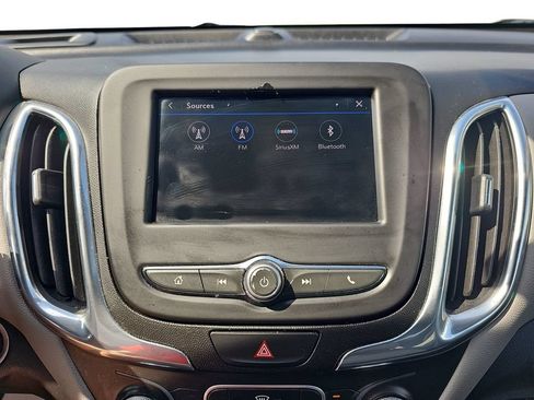Used 2020 Chevrolet Equinox LT FWD image 21