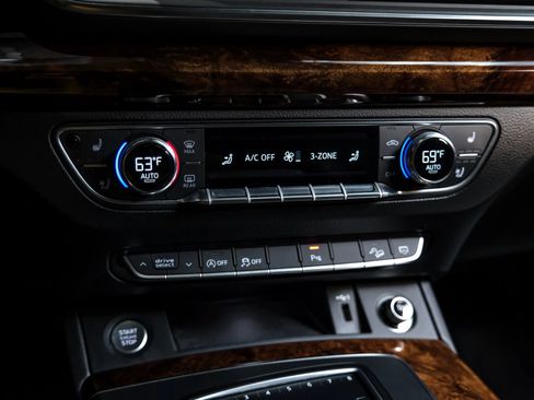 Used 2018 Audi Q5 Prestige image 30