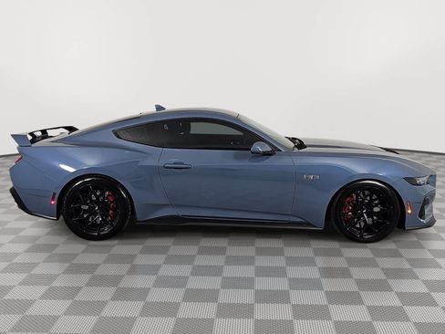 Used 2025 Ford Mustang GT w/ GT Performance Package RWD image 9