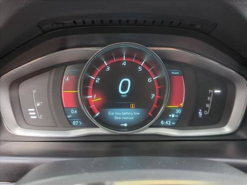 Used 2014 Volvo XC70 T6 AWD/4WD image 11
