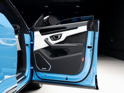 Used 2024 Lamborghini Urus S image 61