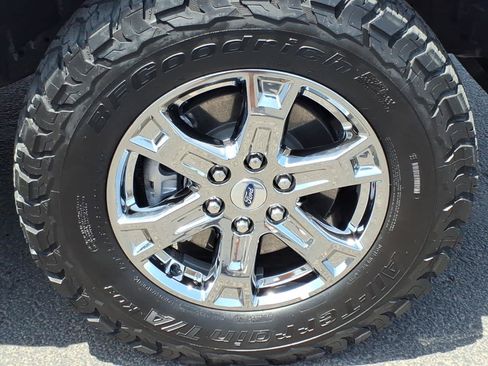 Used 2023 Ford F150 Lariat AWD/4WD image 9