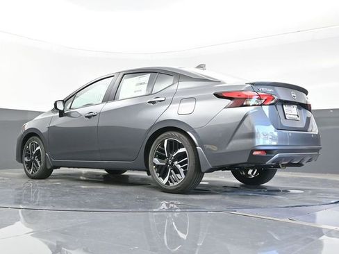 New 2025 Nissan Versa SR w/ Trunk Package image 22