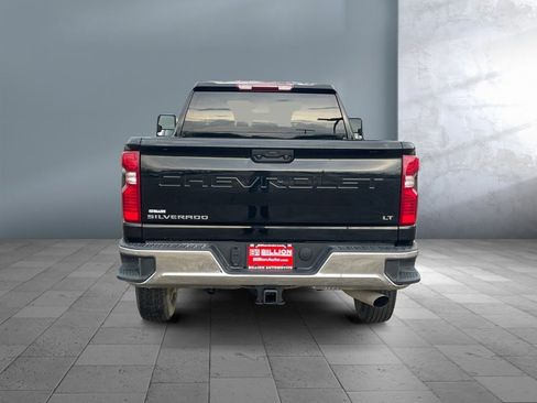 Used 2025 Chevrolet Silverado 2500 LT w/ Convenience Package image 5