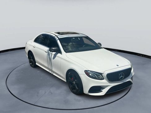 Used 2017 Mercedes-Benz E 300 image 2