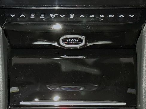 New 2026 Jeep Grand Cherokee Limited image 11