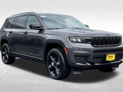 New 2025 Jeep Grand Cherokee L Altitude image 1