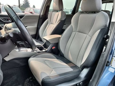 Used 2023 Subaru Forester Premium AWD/4WD image 15
