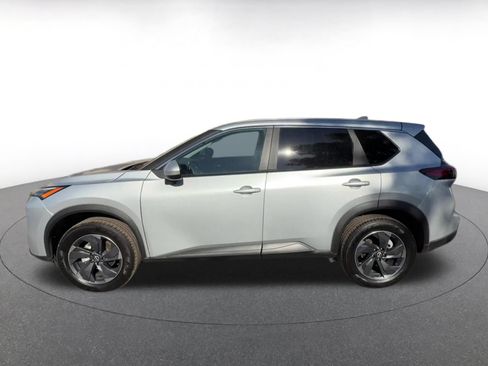 Used 2025 Nissan Rogue SV FWD image 9