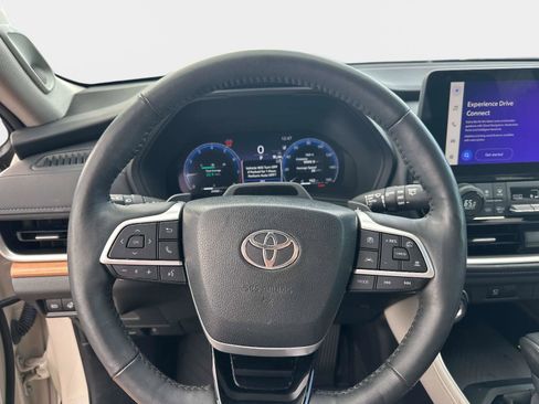 Used 2024 Toyota Grand Highlander Limited image 27
