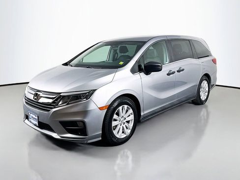Used 2019 Honda Odyssey LX image 3